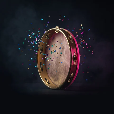 شاد و رقصی